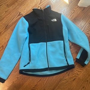 blue north face medium zip up jacket